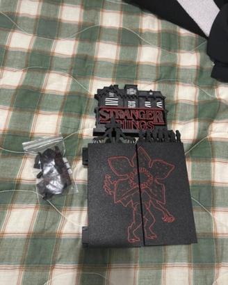 Espositore Stranger Things