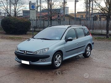 Peugeot 206 1.6 16v SW xs