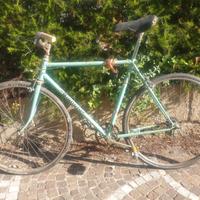 Bianchi d'epoca più bicicletta da donna in omaggio