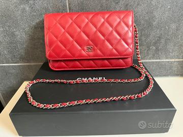 WALLET on CHAIN Chanel