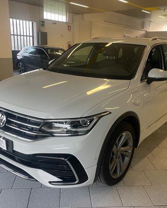 Volkswagen Tiguan 1.4 TSI eHYBRID DSG R-Line Led