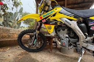 Suzuki rmz 250