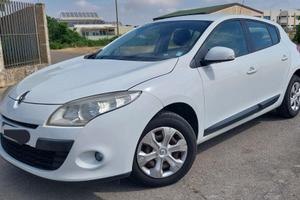 Renault Megane III SERIE 1.5 DCI 90 CV CONFORT