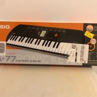 Pianola Casio SA-77