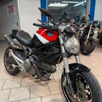 Ducati Monster 696