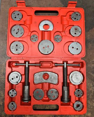 Kit arretratore pistoncini pinze freni