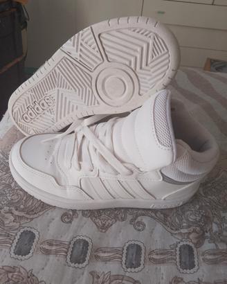  Adidas Hoops 3.0 Mid     numero 33   