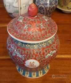 Barattolo in porcellana cinese