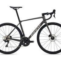 Bici corsa GIANT TCR Advanced 2 - KOM 2026