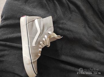 scarpa Vans colore grigio 