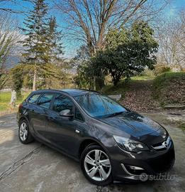 OPEL ASTRA 1.4 GPL RINNOVATO 2035 NEOPATENTATI