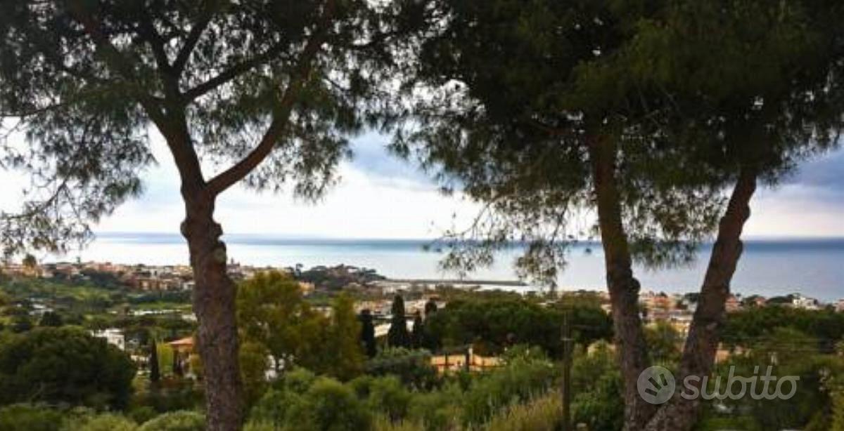 Santa marinella-terreno vista mare (roma)1.500 mq- - Vista 3