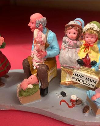 Figura lemax ritirata  “fabbricante di bambole”