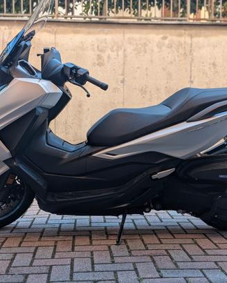 Honda Forza 350 11/2025