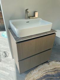 Composizione arredo bagno nuova da esposizione