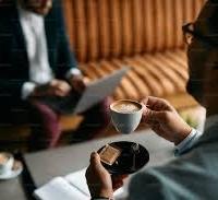 Settecentocinquanta euro al mese per bar