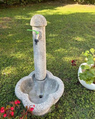 Fontana da giardino quadrifoglio cemento