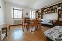 ampio-appartamento-con-garage