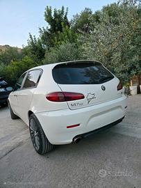 ALFA ROMEO 147 1.9 JTDM EDIZIONE costume national