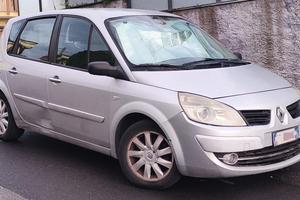 Renault Scenic 1.5 dci full unico proprietario 