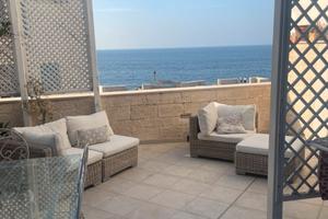 Appartamento signorile divisibile in tre unità