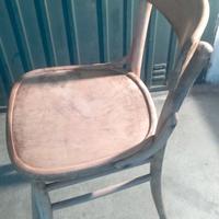 Una sedia anni 40