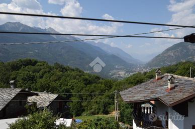 3 LOCALI A SAINT-VINCENT