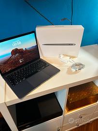 MacBook Air (2020) 13 pollici, i7 , 512gb, 16gb