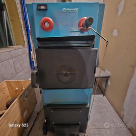 Caldaia a legna  30kw