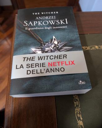 Libro The Witcher il guardiano degli innocenti