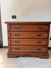 Comò in legno