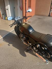 moto guzzi v7 
