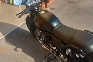 moto guzzi v7 