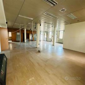 Oriago ufficio piano terra