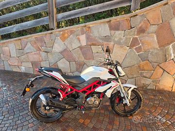 Benelli BN 125 – 2019 – 14.100 km
