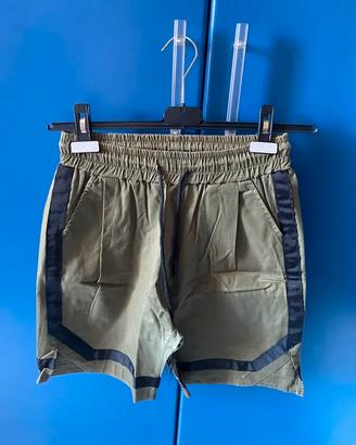 Pantaloncini elasticizzati verde militare