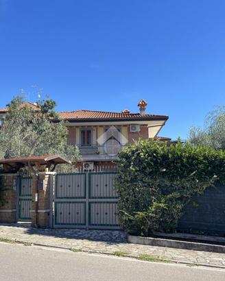 4 LOCALI A SAN MARTINO SANNITA