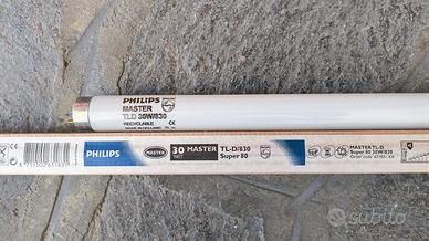 20 Tubi Neon Philips MASTER TL-D 30W 830 Corti