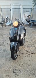 Piaggio Vespa 300 GTS - 2016