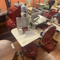 Affettarice a volano antica restaurata