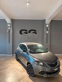 Lancia Ypsilon 1.0 FireFly 5 porte S&S Hybrid Gold