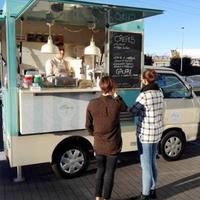 Furgoncino gelateria itinerante