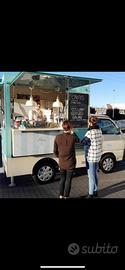 Furgoncino gelateria itinerante