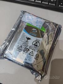 Seagate SkyHawk 1TB