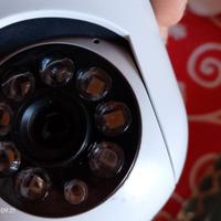 TELECAMERA WIFI PANORAMA SI ATTAC PORTALAMP NUOVA