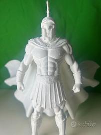 Scultura 3D “Romano con Mantello” – Design Moderno