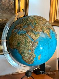 Mappamondo vintage