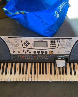 Tastiera Yamaha PortaTone PSR-340 61 Tasti MIDI