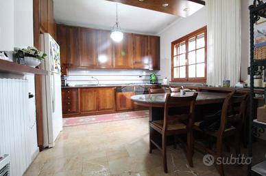 VILLA SINGOLA A SANTA MARIA CAPUA VETERE