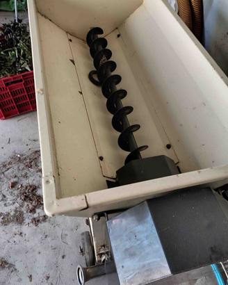 Diraspatrice elettrica a vasca